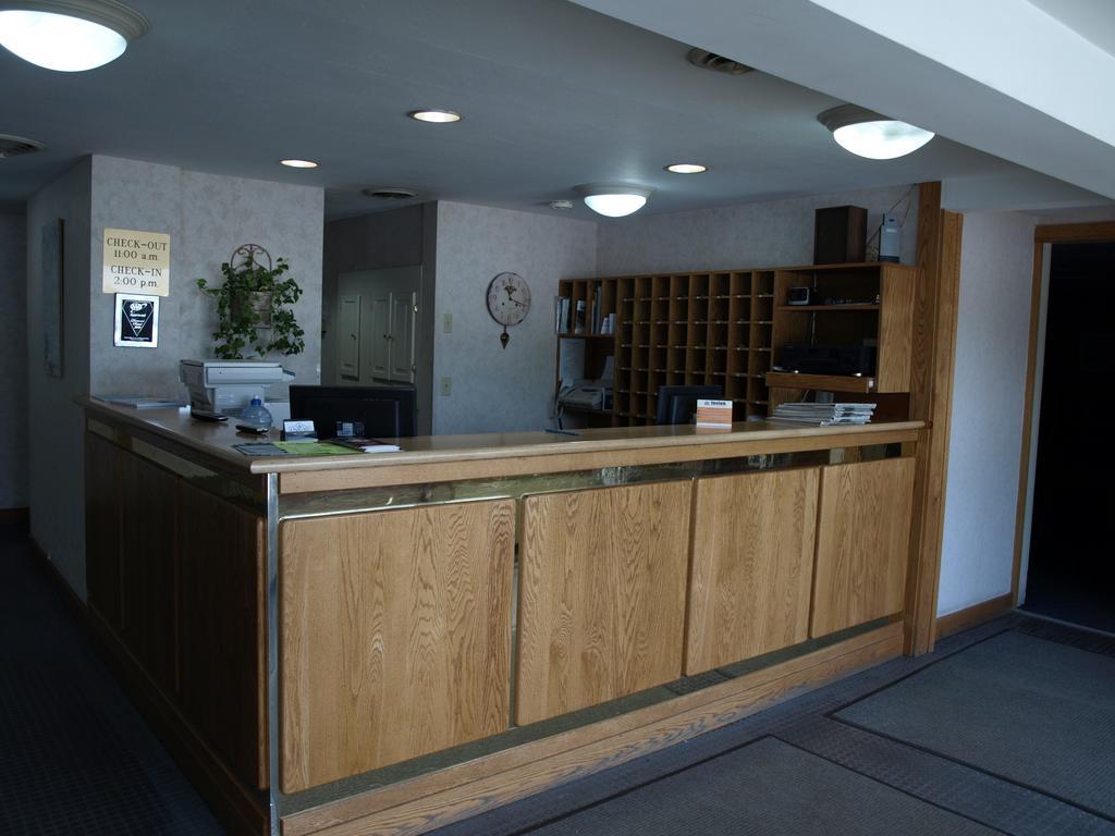 Eastgate Inn Литлтон Интерьер фото
